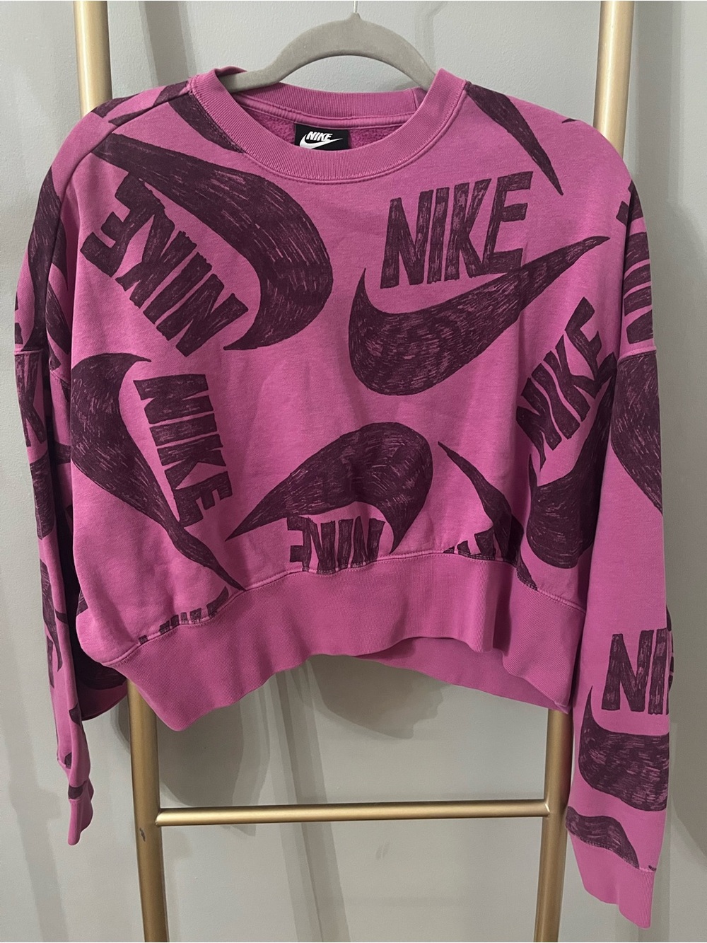 Nike Women's Pink Cropped Sweatshirt with Dark Logo Print Size Small